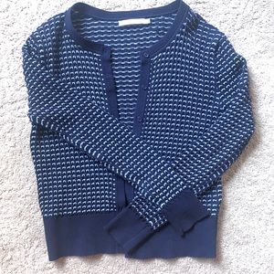 Beautiful knit cardigan